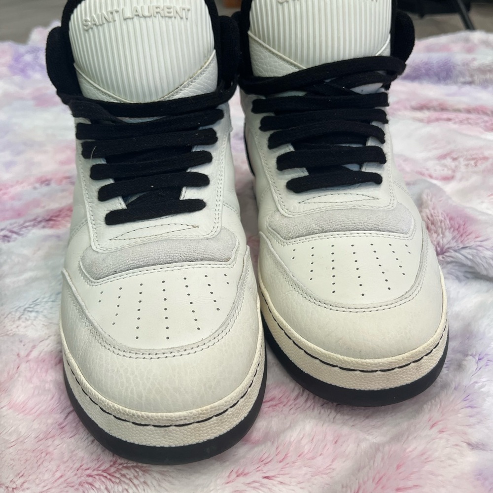 Saint Laurent Black and White High-Top Sneakers - Picture 6 of 7